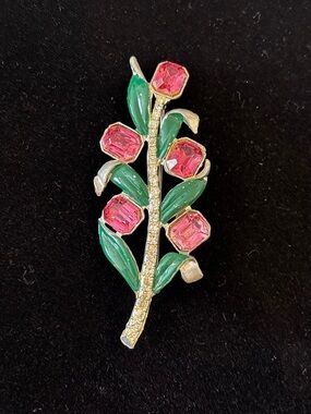 Beautiful Enamel Flower Brooch